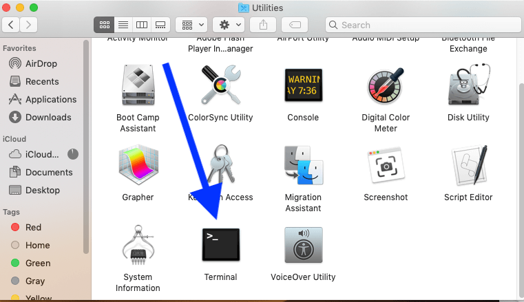 قم بتشغيل Terminal داخل Utilities على Mac