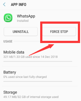 إجبار التطبيق على التوقف لإصلاح WhatsApp BackUp Stuck على Android